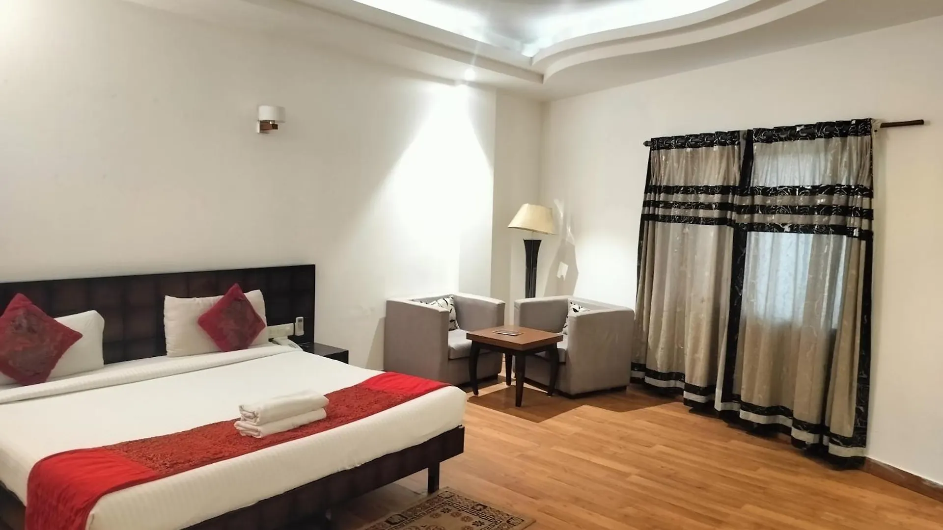 Hotel The Class Igi Airport New Delhi